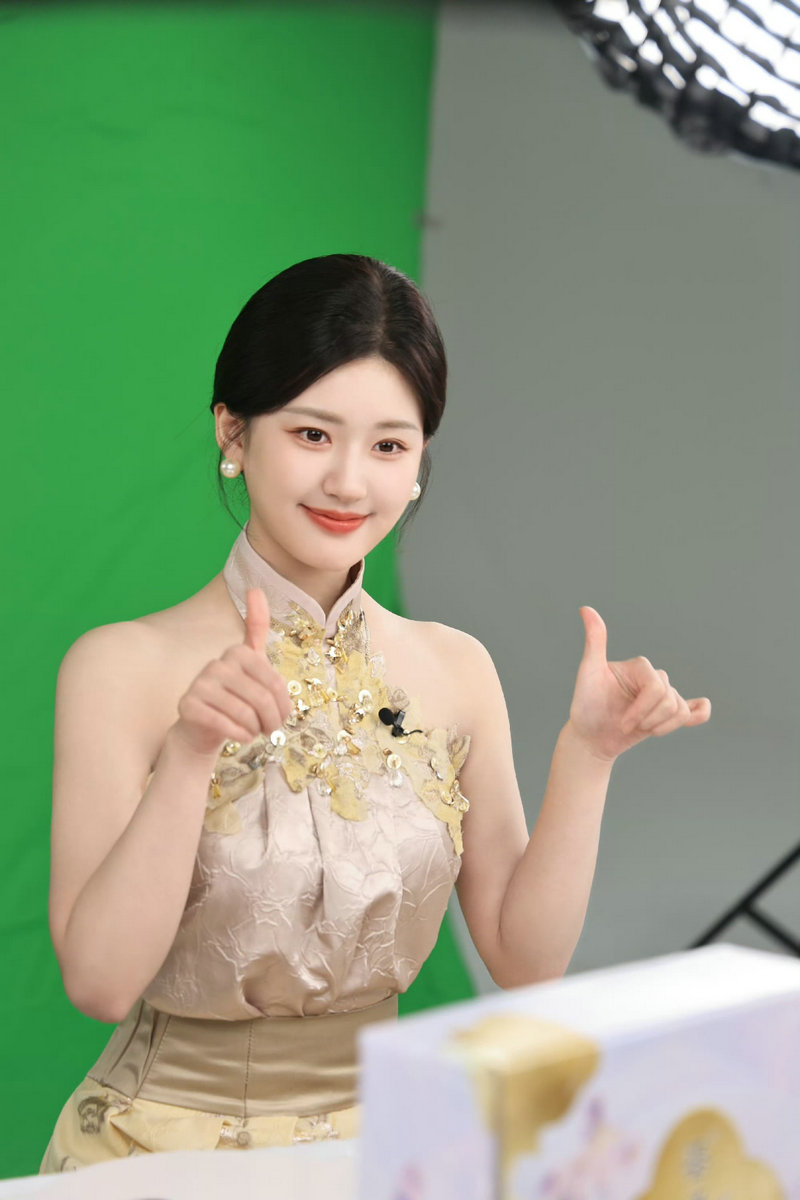 名人八卦新闻_名人的新闻