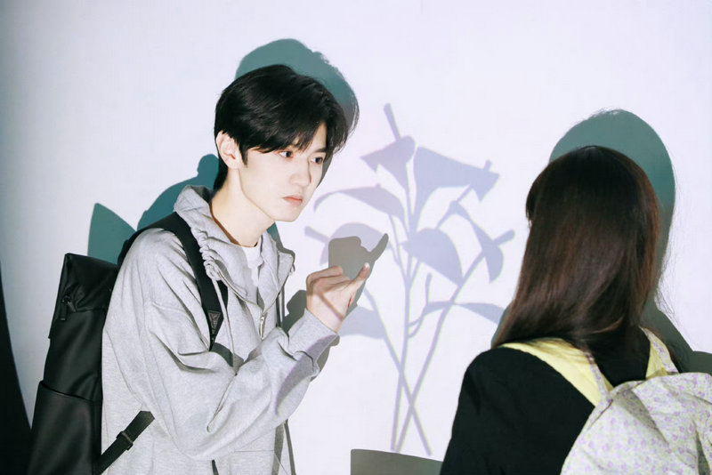 记者调查虐杀动物