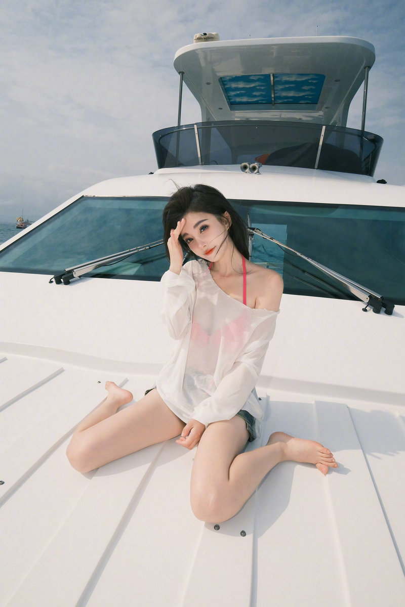 贾静雯个人资料及家庭背