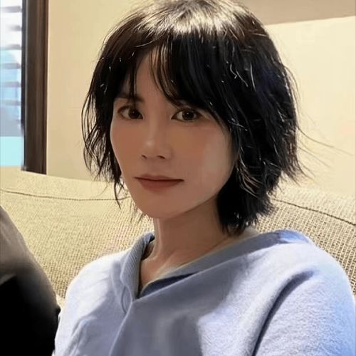 主持人海霞的个人资料