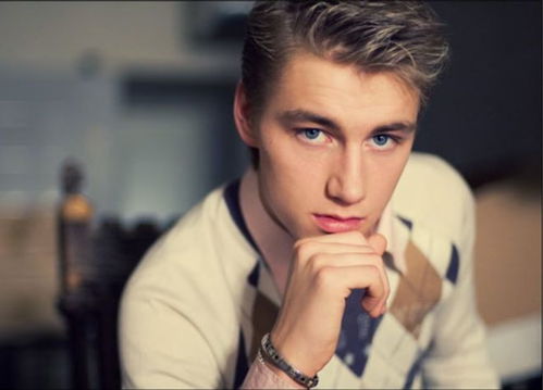 陈岚的婚姻状况(陈岚的婚姻状况是什么)