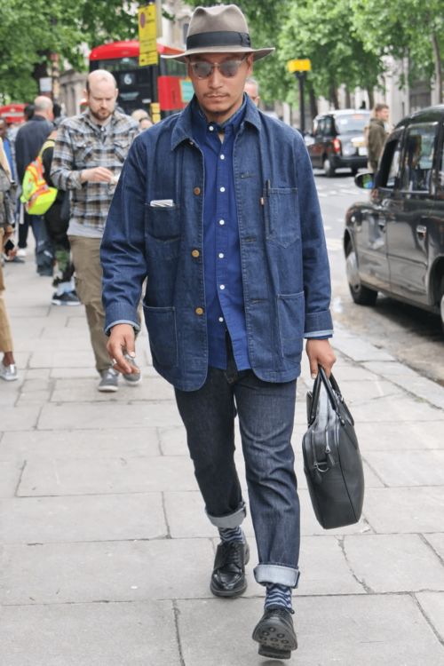 关晓彤当众向江疏影认错