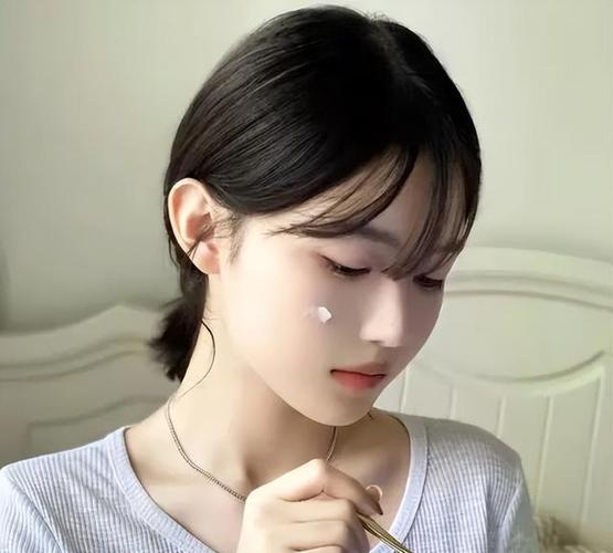 贫困申请书怎么写