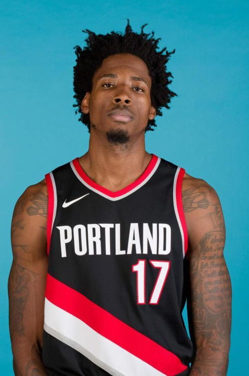 邱淑贞沈月个人资料简介